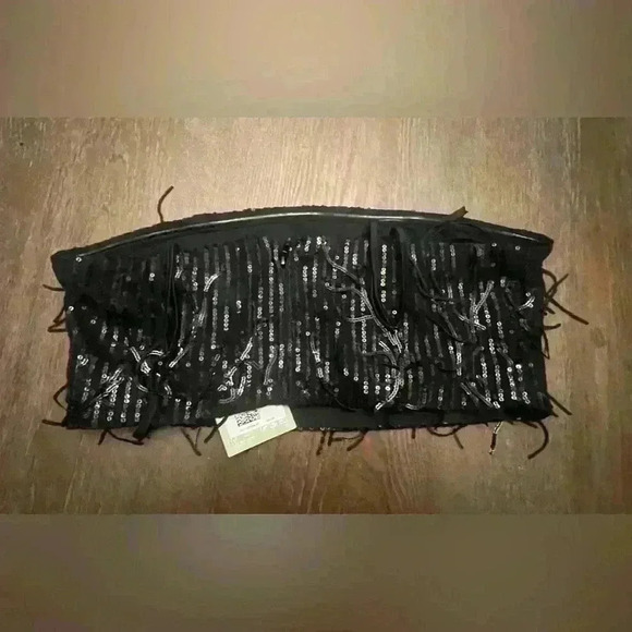 NWT H&M Sequined crop top - Picture 2 of 5